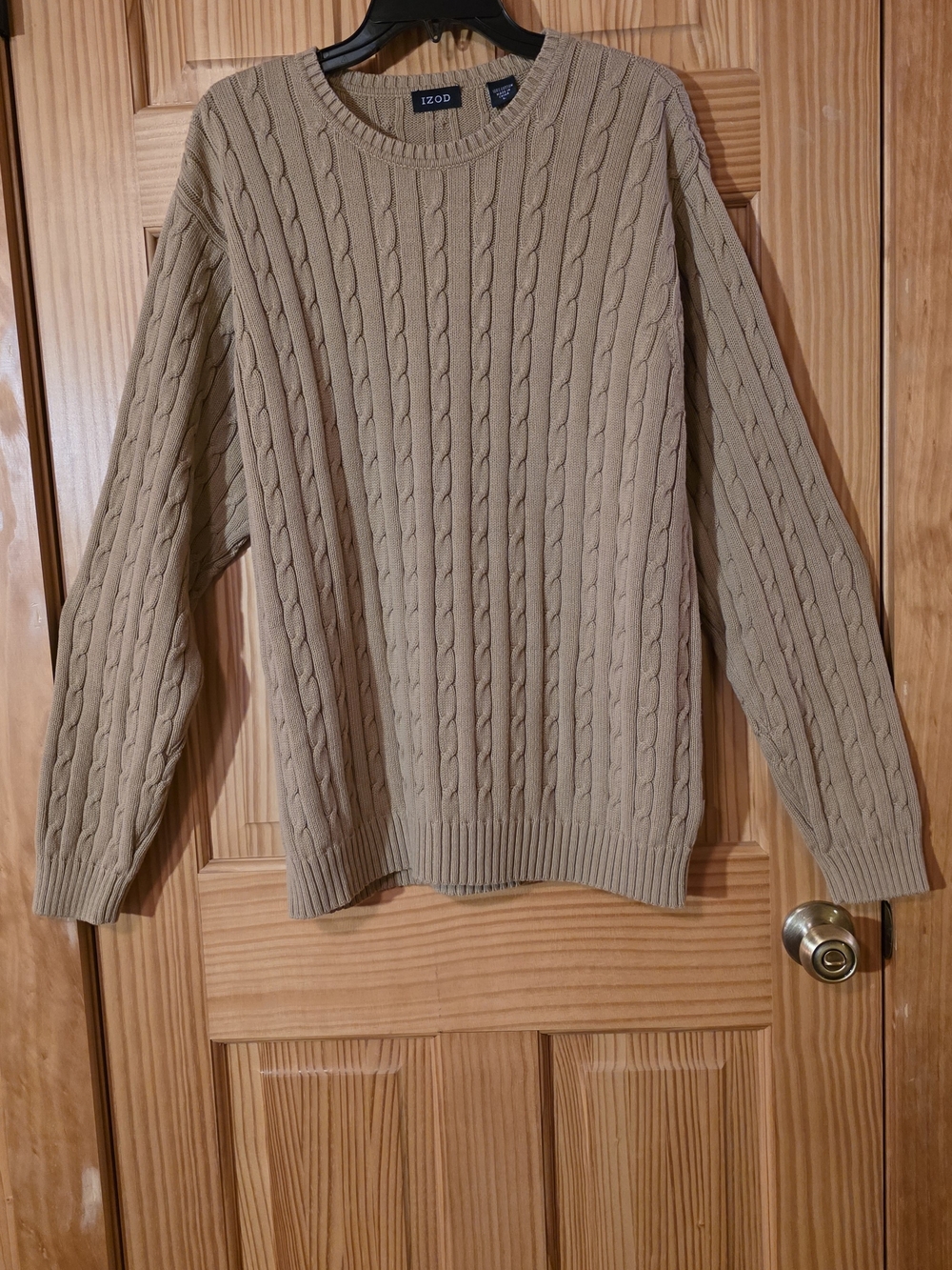 IZOD Womens Cable Knit Crewneck Sweater - Tan